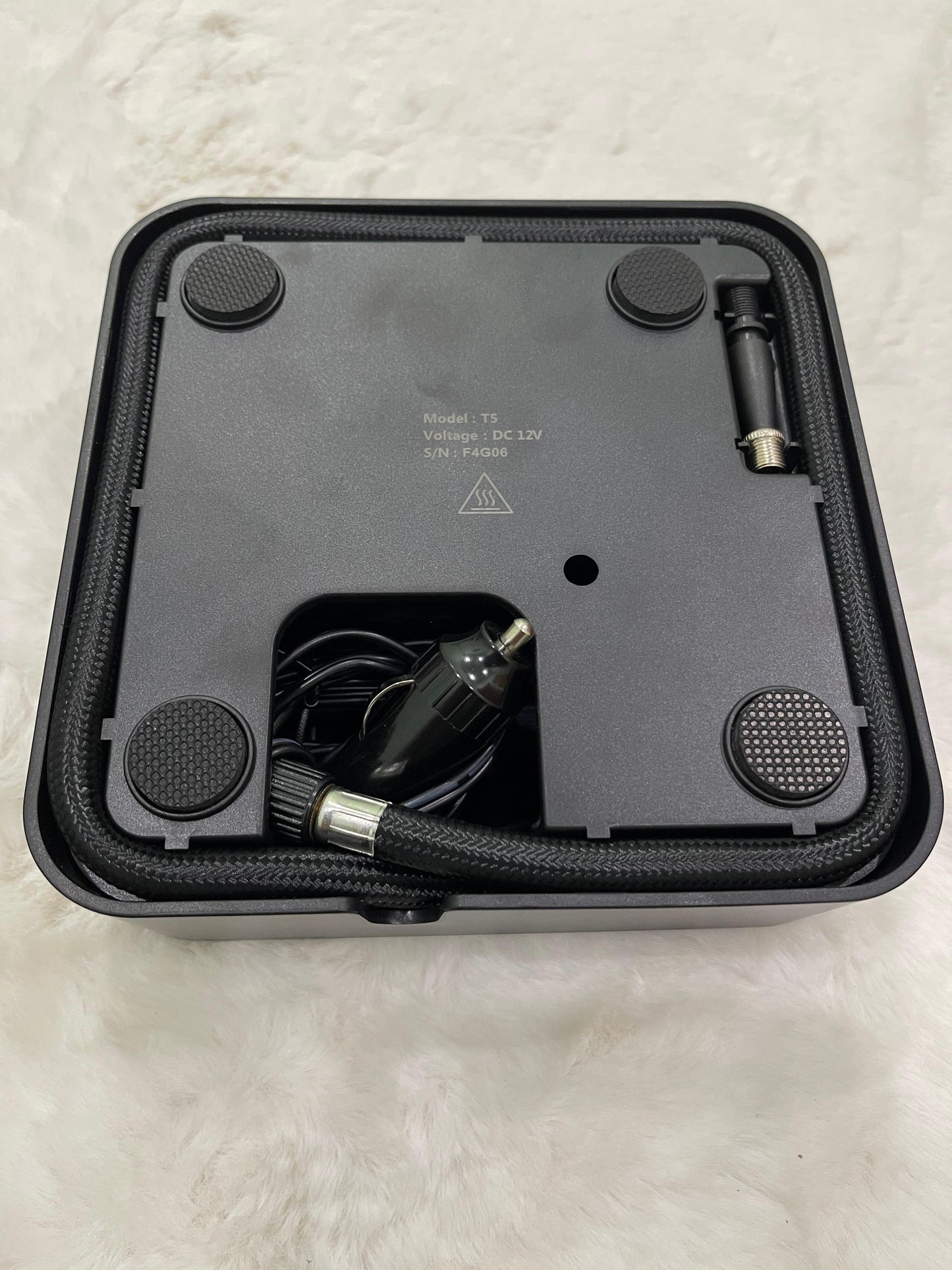 STEELMATE T5 Portable Car Air Compressor Pump 12V DC – Digital Tire Inflator with Pressure Gauge