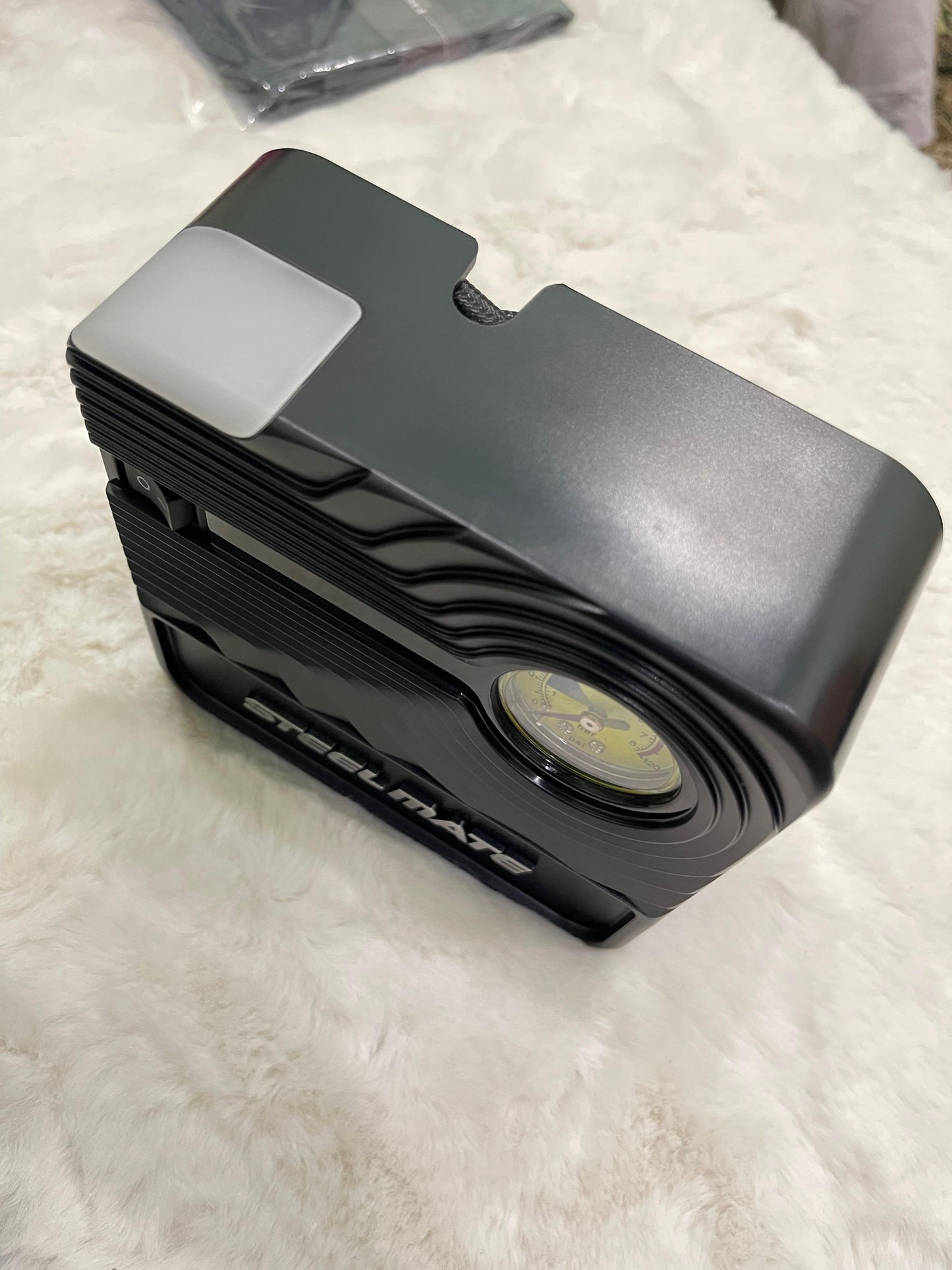 Steelmate PO3 Portable Tire Inflator – 12V Car Air Compressor Pump with Analog Pressure Gauge