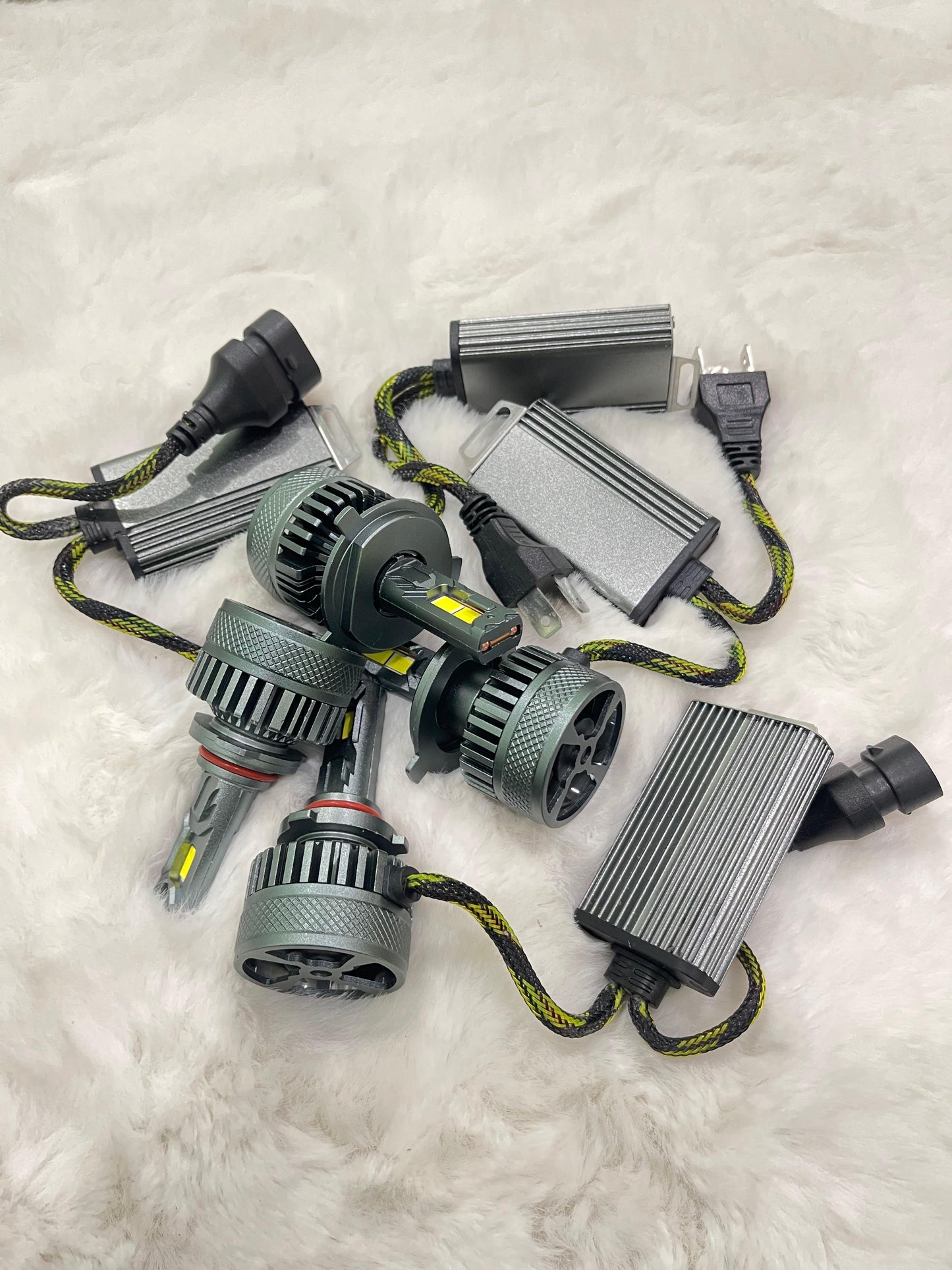 Gear Glow Pro LED Light 1500W – Ultra Bright | 2 Coils | Fast Response | 6 Months Warranty